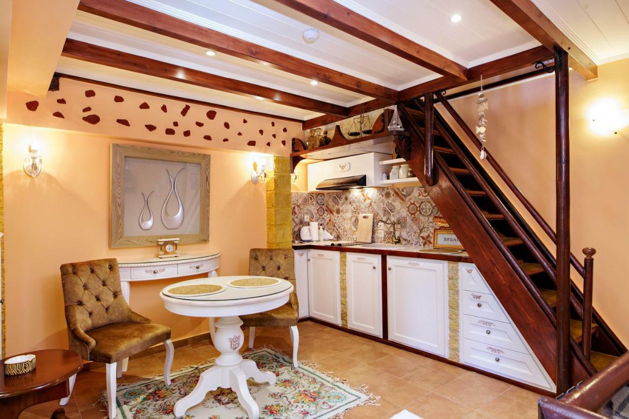 Sali Chelidonaki Boutique Suite Chania  Exteriör bild