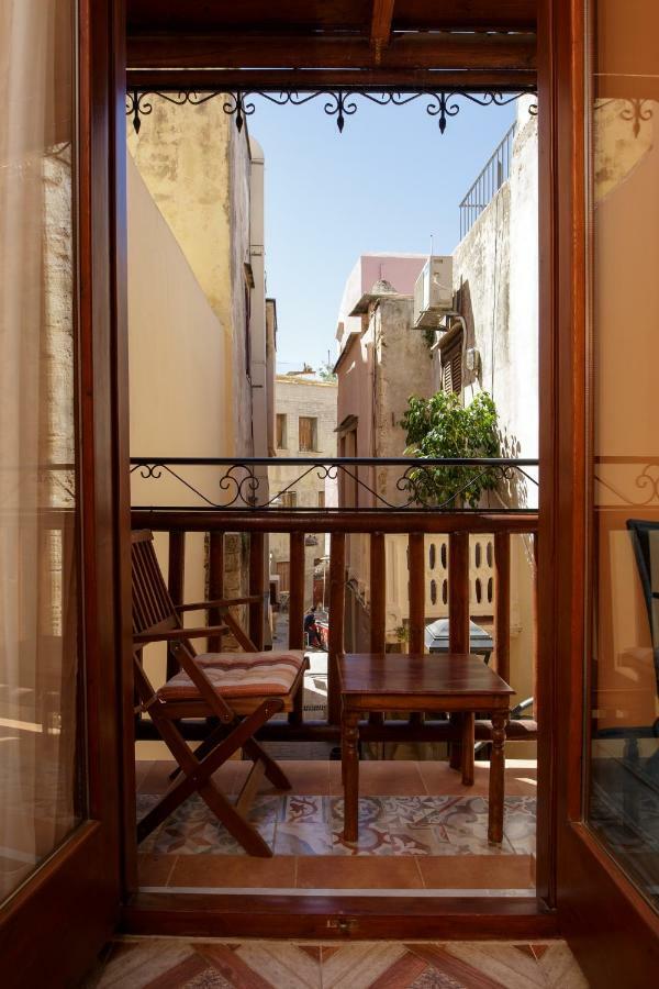 Sali Chelidonaki Boutique Suite Chania  Exteriör bild