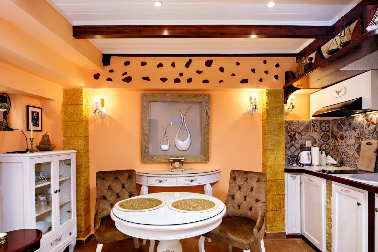 Sali Chelidonaki Boutique Suite Chania  Exteriör bild