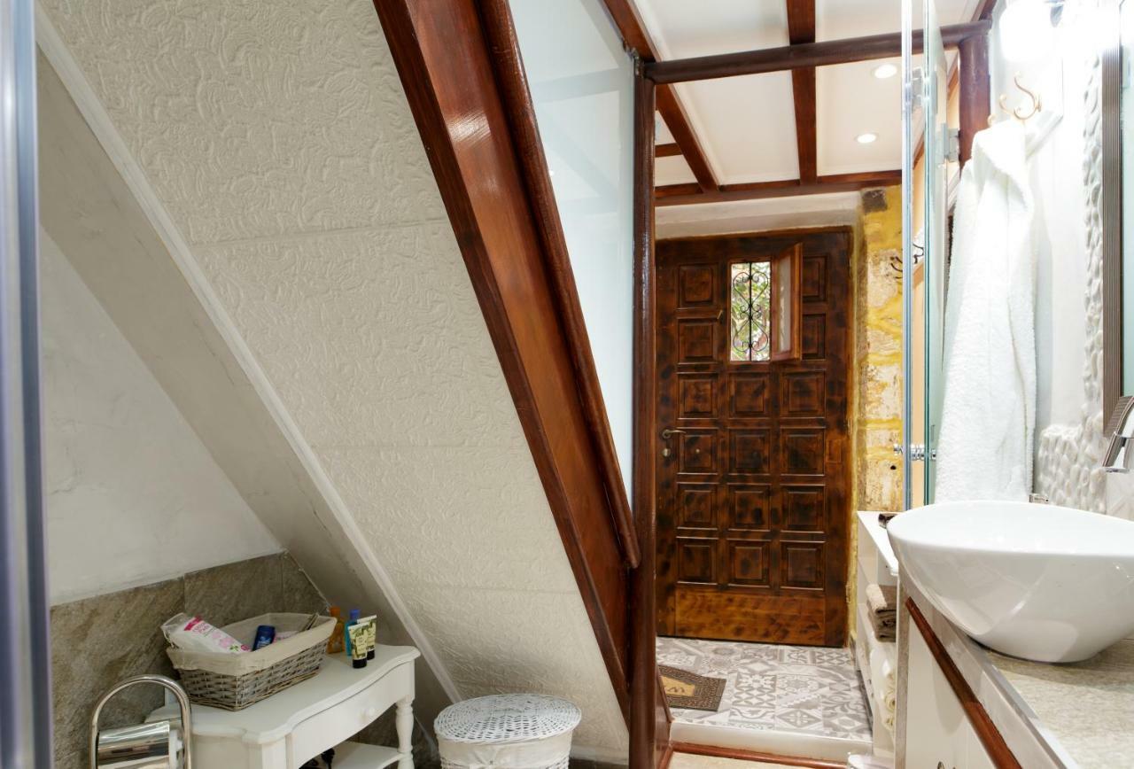 Sali Chelidonaki Boutique Suite Chania  Exteriör bild