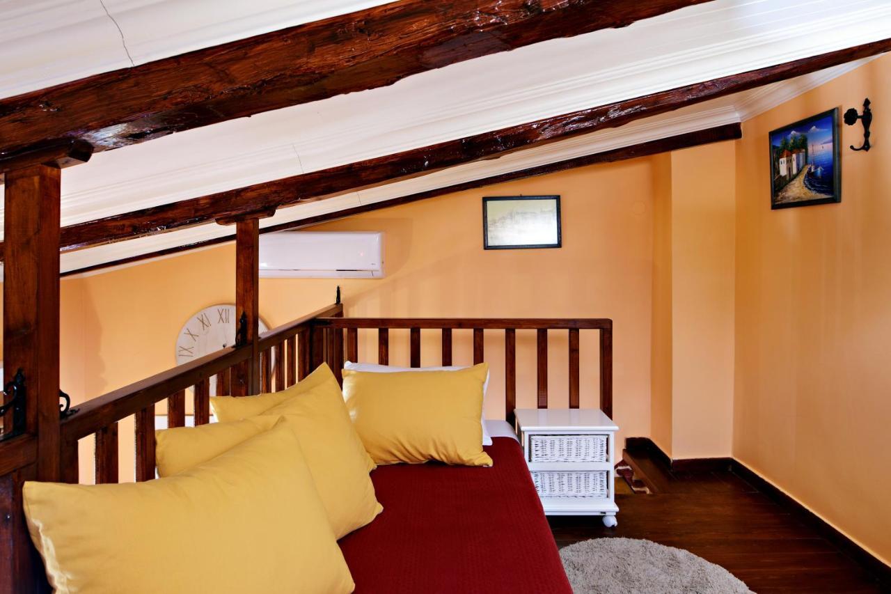 Sali Chelidonaki Boutique Suite Chania  Exteriör bild