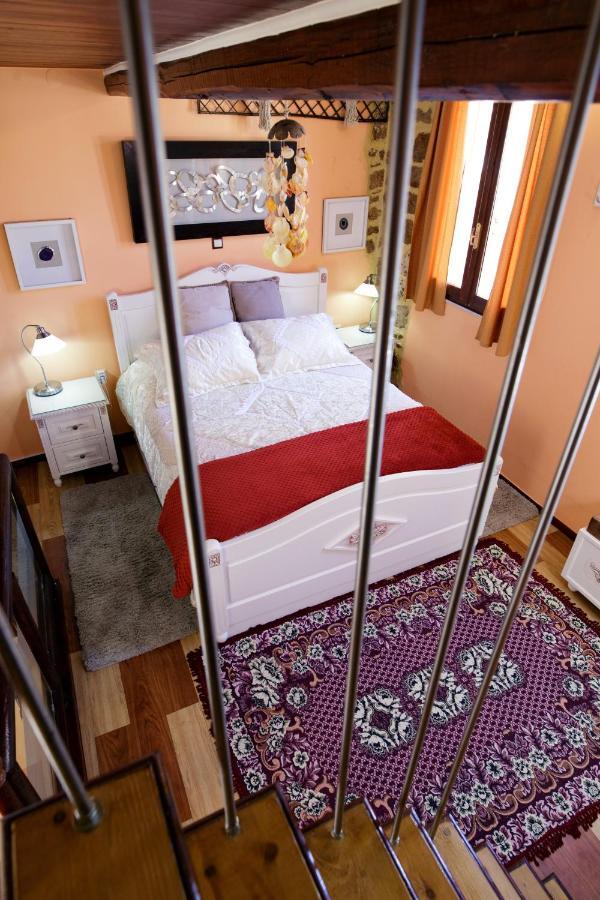 Sali Chelidonaki Boutique Suite Chania  Exteriör bild