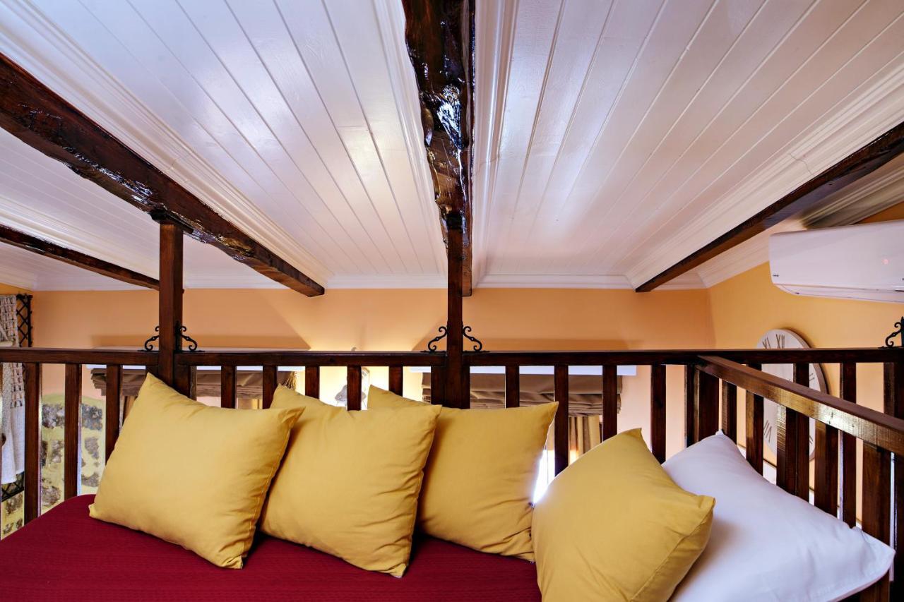 Sali Chelidonaki Boutique Suite Chania  Exteriör bild